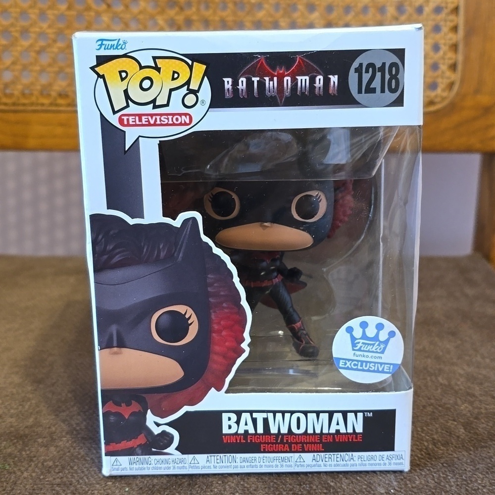 Funko POP! Television - DC Super Heroes Funko Shop Exclusive #1218 Batwoman
